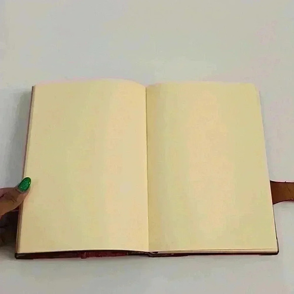 London Cherry Red Leather Journal Hand Made English (UK) Hook & Eye Closure - Picture 9 of 12